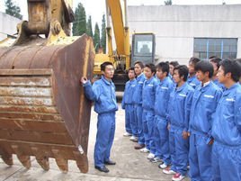 云南交通职业技术学院工程机械学院